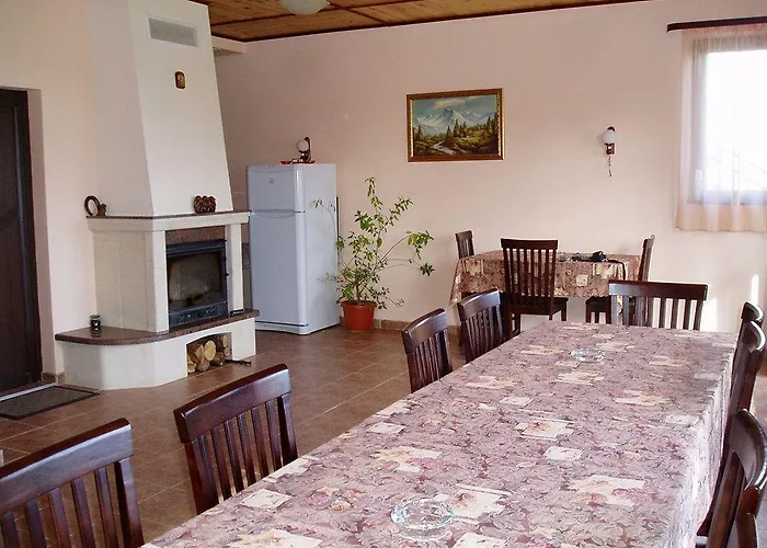 Prolet * General-Kantardzhievo